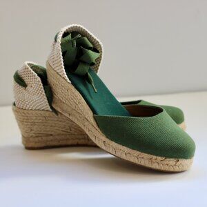 Chic Green Wedge Espadrilles